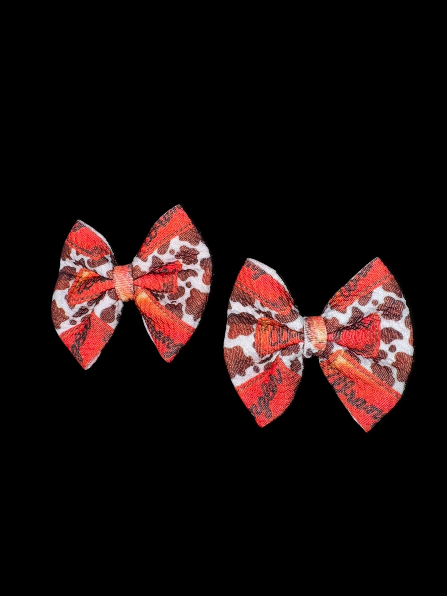 Wrangler piggy clip bows