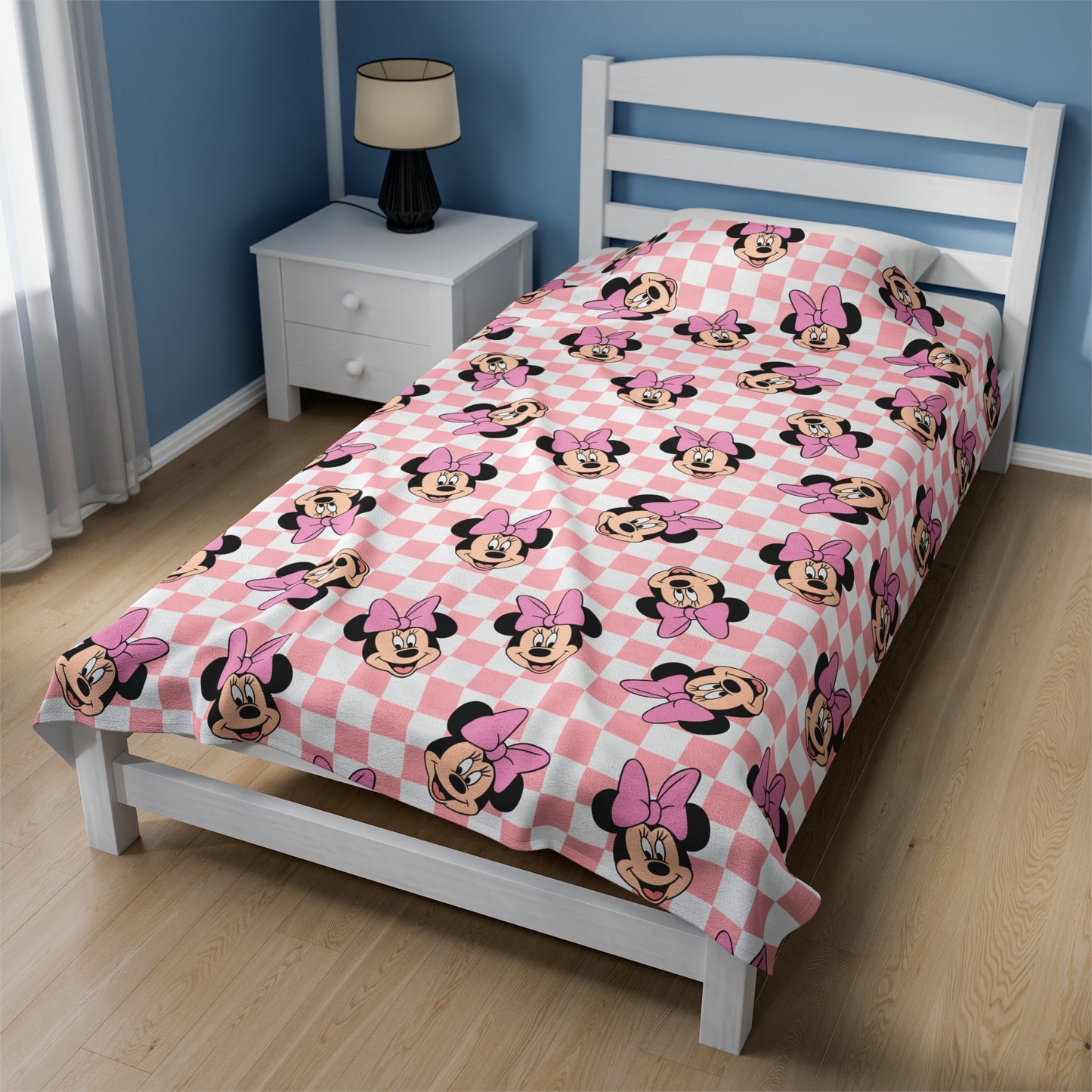 Minnie Mouse Velveteen Plush Blanket