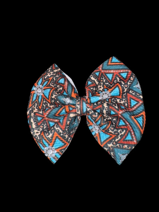 Aztec clip bow